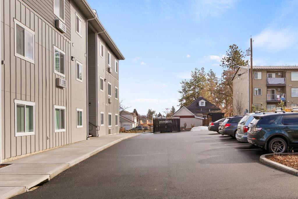 Apartment Spacious New 2 Bed 2 Bath By Downtown Spokane